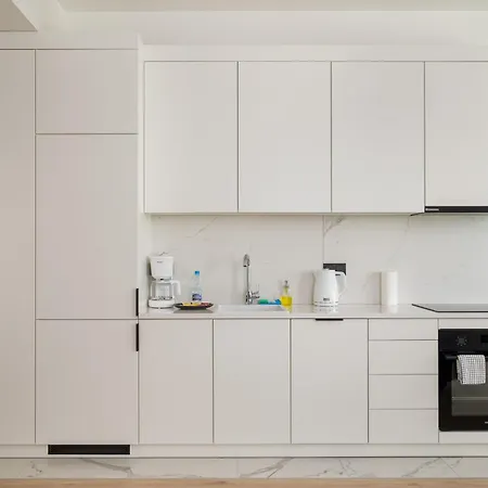 Towarowa Towers Deluxe By Bookinghost