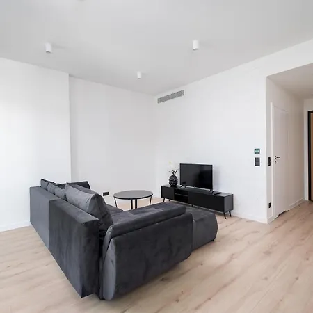 Towarowa Towers Deluxe By Bookinghost Varsó