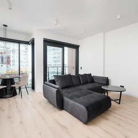 Towarowa Towers Deluxe By Bookinghost * Warsaw