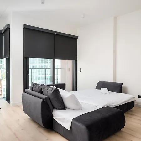 Appartement Towarowa Towers Deluxe By Bookinghost Warschau