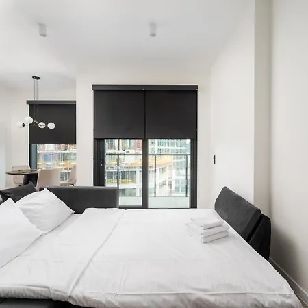 Towarowa Towers Deluxe By Bookinghost * Warsaw