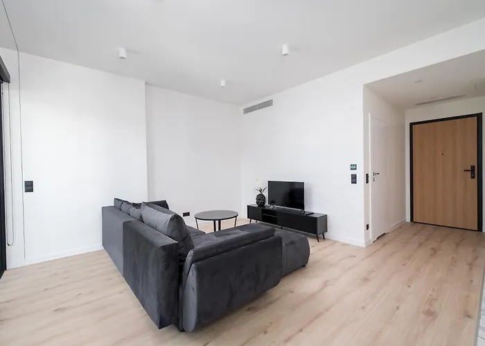 Towarowa Towers Deluxe By Bookinghost Warsaw