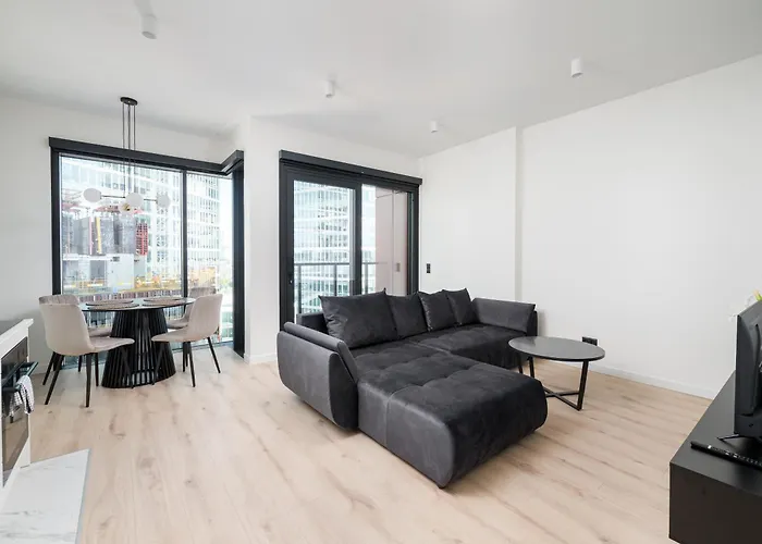 Towarowa Towers Deluxe By Bookinghost * Warsaw