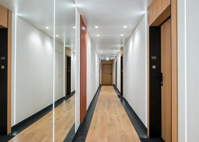 Apartment Towarowa Towers Deluxe By Bookinghost