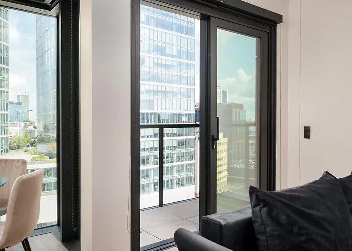 Towarowa Towers Deluxe By Bookinghost * Warsaw