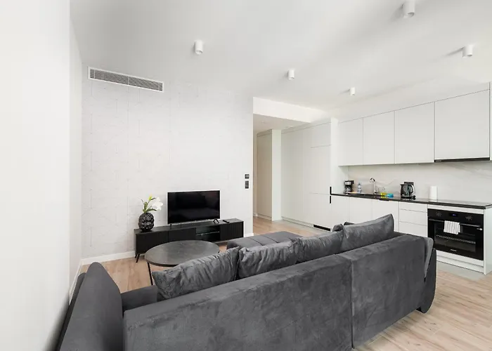 Apartment Towarowa Towers Deluxe By Bookinghost *