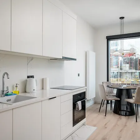 Towarowa Towers Deluxe By Bookinghost Apartamento Varsovia