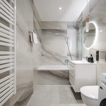 Apartamento Towarowa Towers Deluxe By Bookinghost *