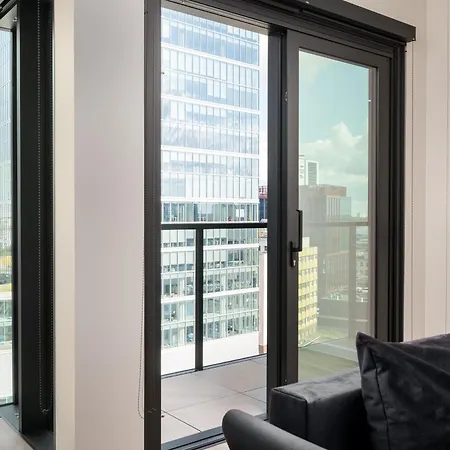 Towarowa Towers Deluxe By Bookinghost * Varsovia