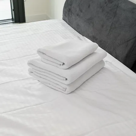 Apartmán Towarowa Towers Deluxe By Bookinghost